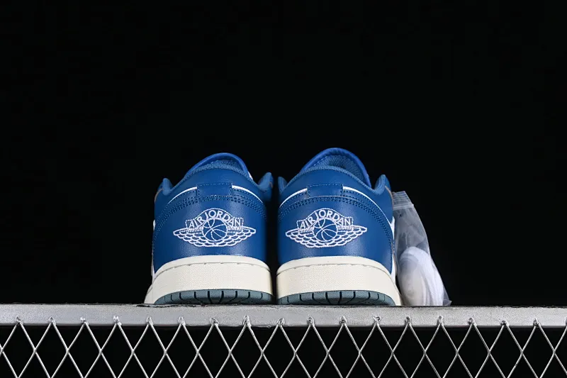 All categories Air Jordan Jordan series basketball shoes Air Jordan 1 Low Air Jordan 1 Low AJ1 Joe 1 retro white and blue low-top cultural and leisure sports sneakers FN5214-141